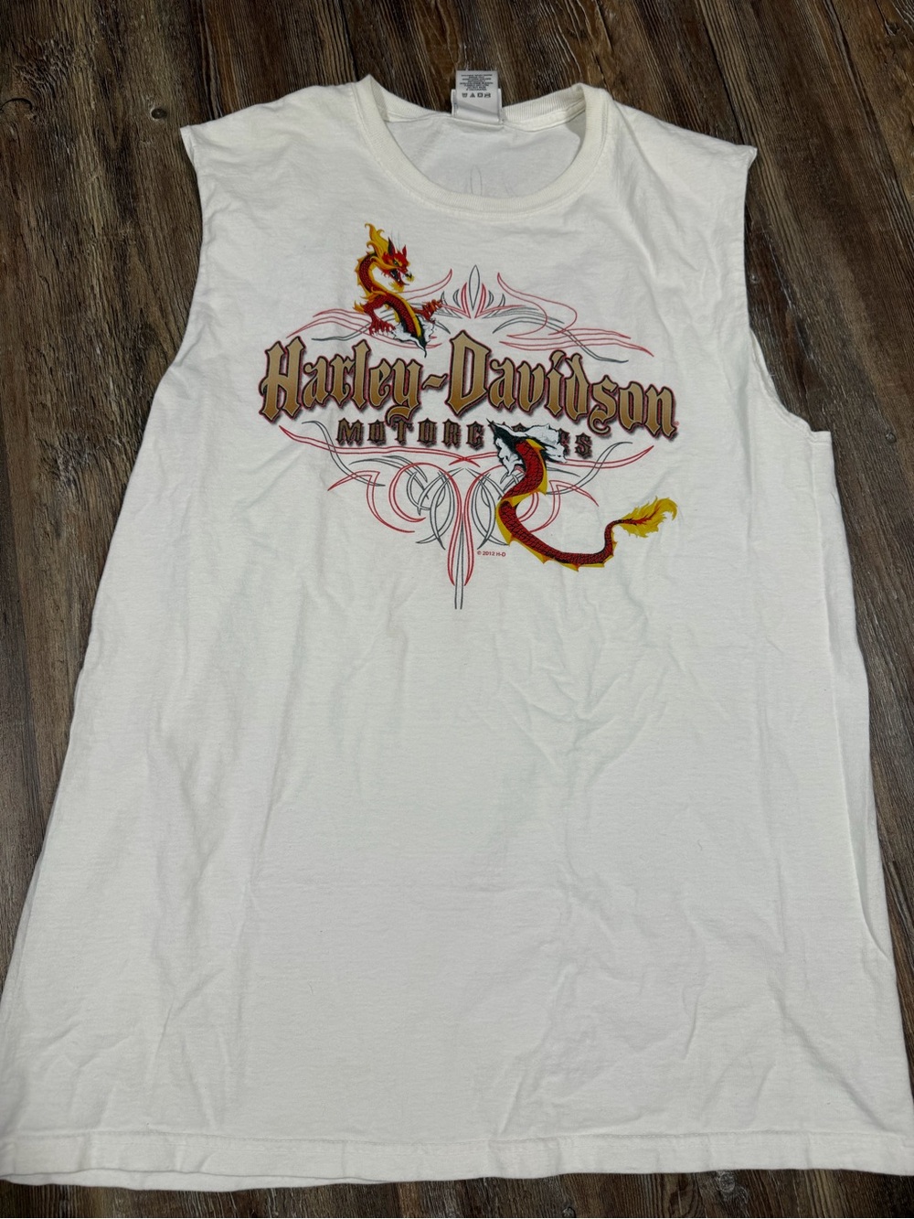 Harley Davidson white cotton tank top with dragon graphic, size L